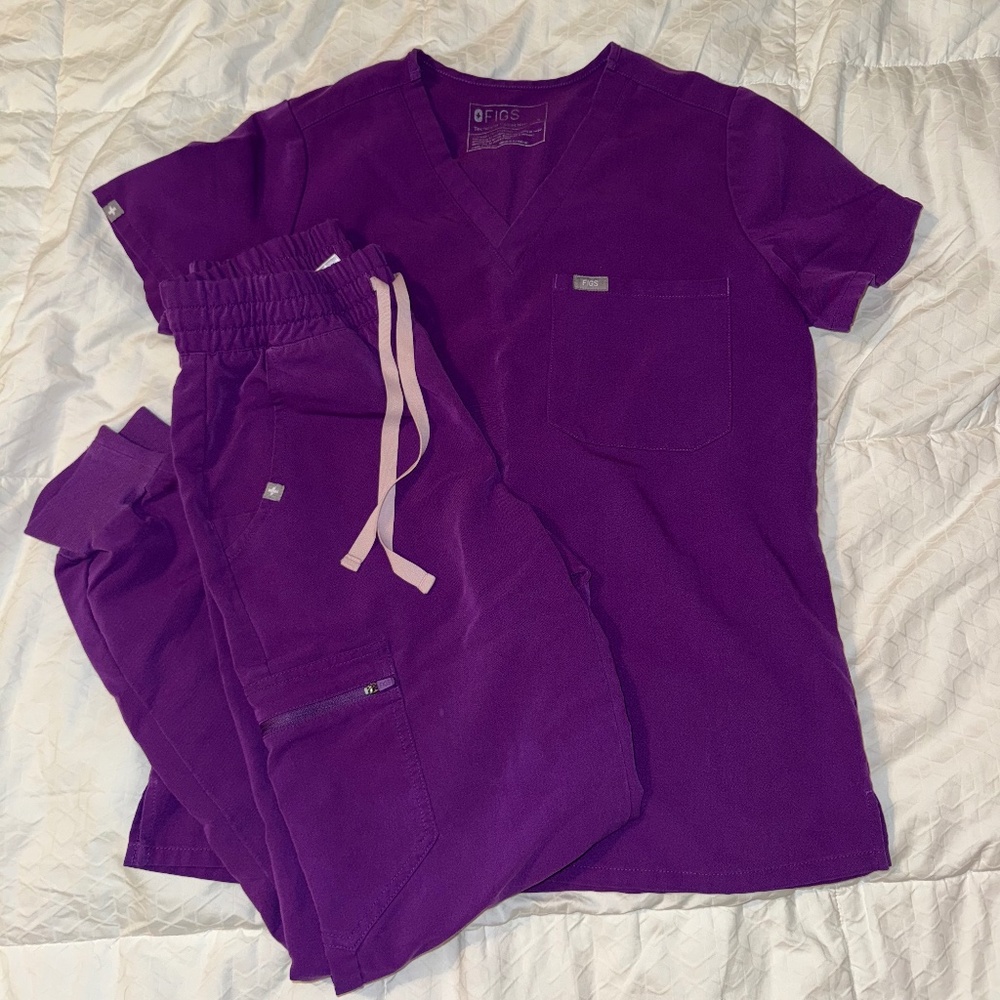 Figs scrub set -- Magic Purple